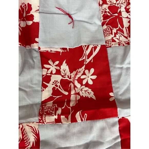 Vintage Tiki Hawaiian Quilt - HTF - Picture 4 of 7